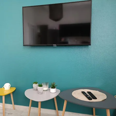 T3 Moderne Ultra Centre شقة *